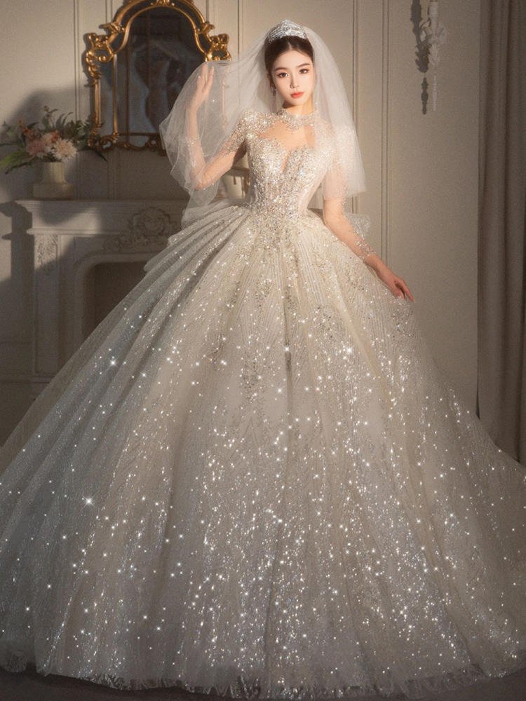 Long Sleeved Retro Bride Luxurious French Wedding Dress For Women - Image 7