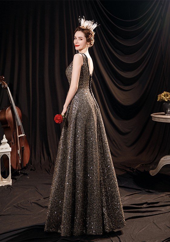 Women's Black Glitter Wedding Dress - Image 5