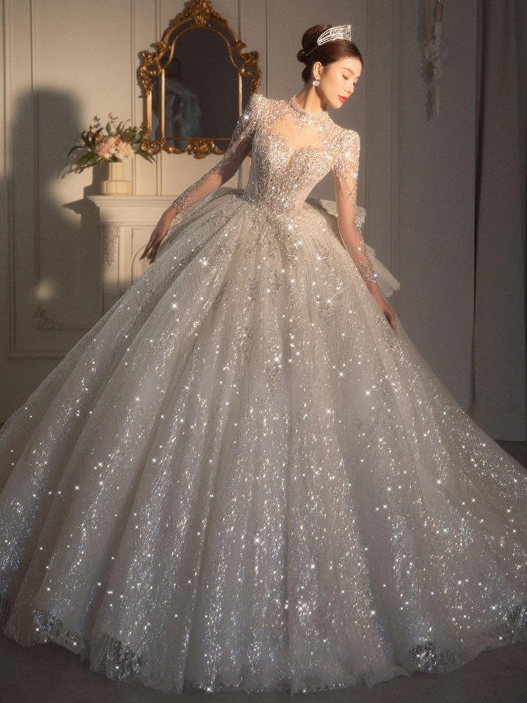 Long Sleeved Retro Bride Luxurious French Wedding Dress For Women - Image 6