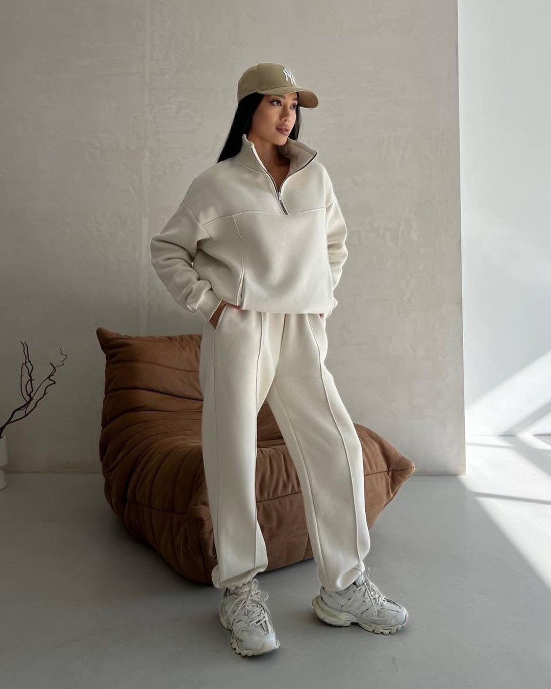 Y2K Winter Jogging Women - Image 3
