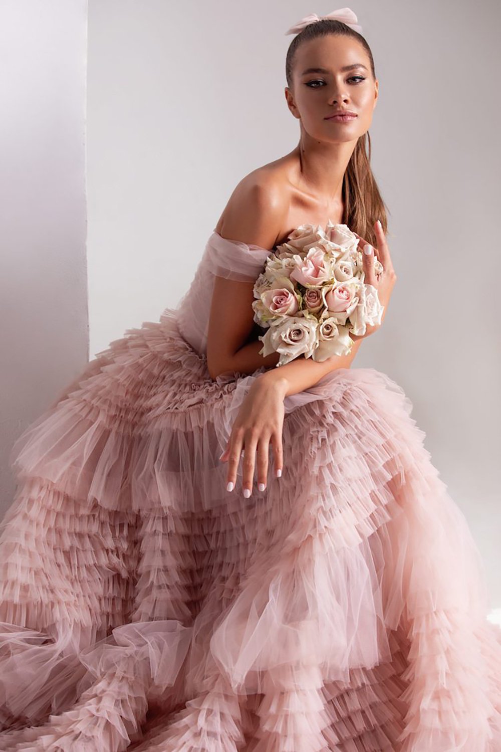 Bridal Wedding One Line Neck Lacquer Mesh Dress - Image 6