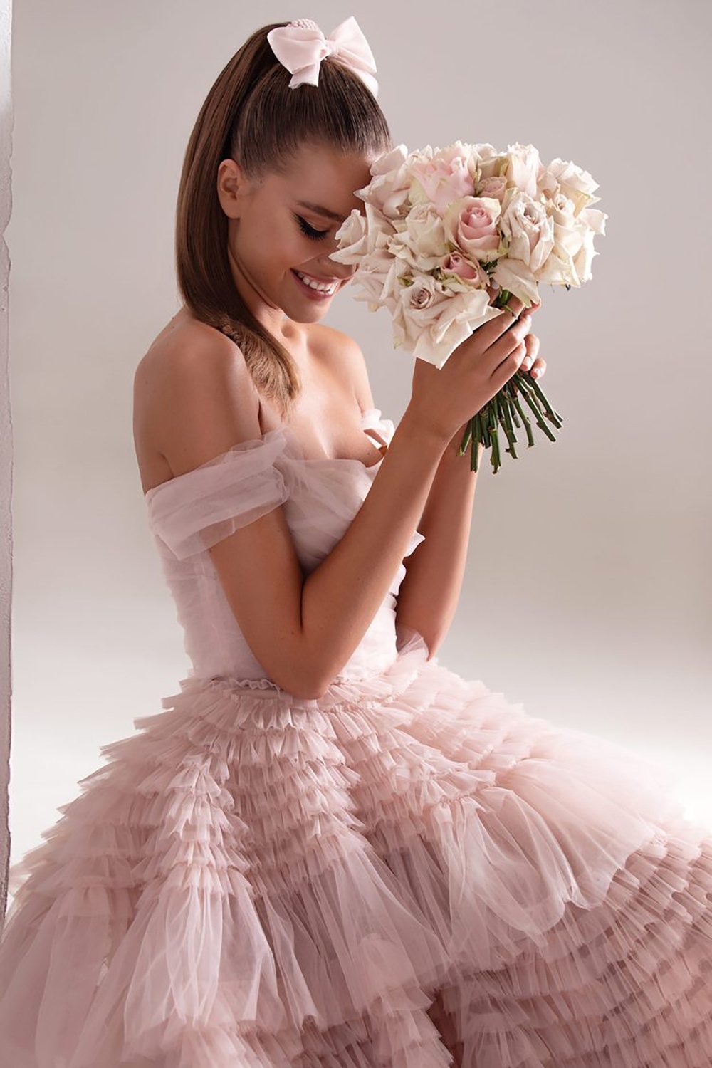 Bridal Wedding One Line Neck Lacquer Mesh Dress - Image 3