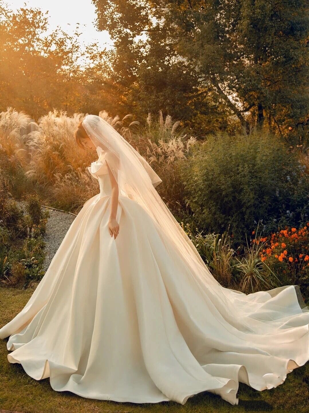 Vintage Satin Tube Top Light Master Wedding Bridal Dress - Image 2
